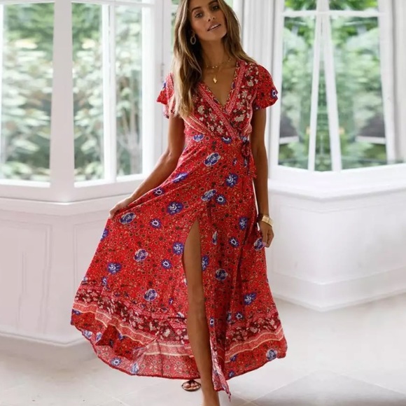 Chic Nation Dresses & Skirts - NWT Boho Floral Graphic Print Chic Wrap Dress